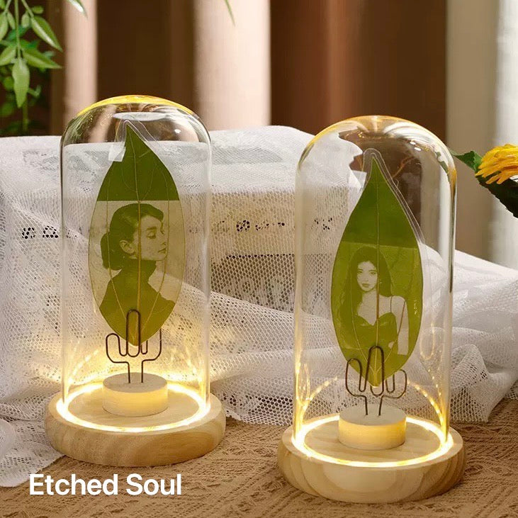 Leaf Carving Light Frame C - with AAA Battery