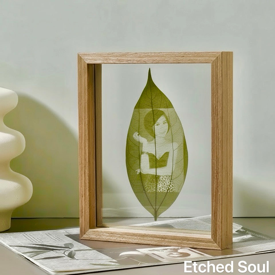 7-inch Minimalist Frame Leaf Carving